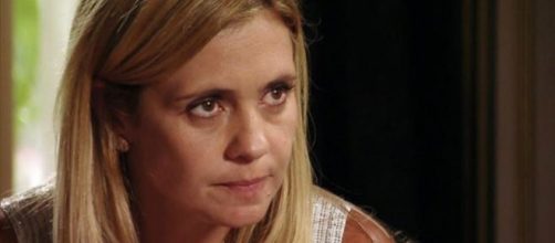 Carminha era interpretada por Adriana Esteves. (Reprodu&ccedil;&atilde;o/TV Globo)