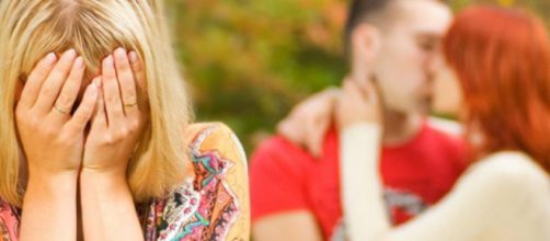 Certos signos demonstram uma grande dificuldade em tomar iniciativa quando est&atilde;o afim de algu&eacute;m. (Arquivo Blasting News)