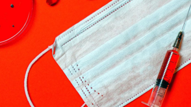 Coronavirus : 5 chiffres &agrave; retenir sur la crise en France ce vendredi 17 avril. Credit : Anna Shvets