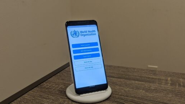 Coronavirus, &egrave; ufficiale l'App Immuni scelta per il tracciamento di casi positivi al Covid-19