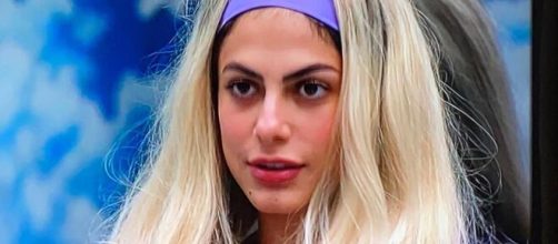 Mari provou v&aacute;rias vezes no 'BBB20' ser um pouco surdinha. (Arquivo Blasting News)