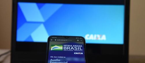 Segundo a Caixa, mais de R$ 16 milh&otilde;es j&aacute; receberam a primeira parcela. (Arquivo Blasting News)