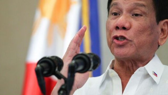 Coronavirus, il presidente delle Filippine Duterte ordina di sparare ai cittadini che non restano a casa.
