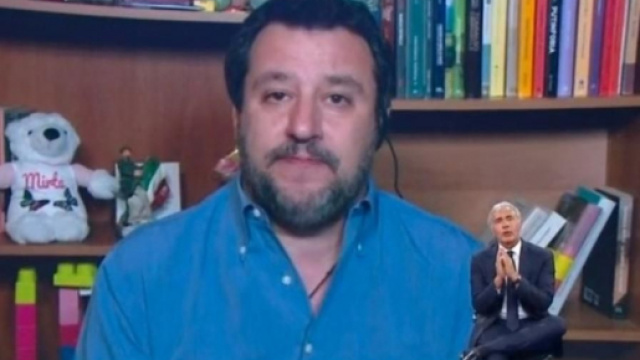Massimo Giletti intervista Matteo Salvini a Non &egrave; l'Arena.
