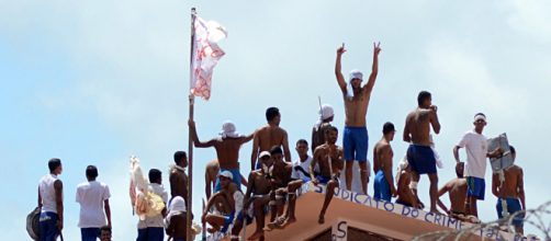 Chefe de tr&aacute;fico morreu durante uma partida de futebol dentro de pres&iacute;dio no Rio. (Arquivo Blasting News)