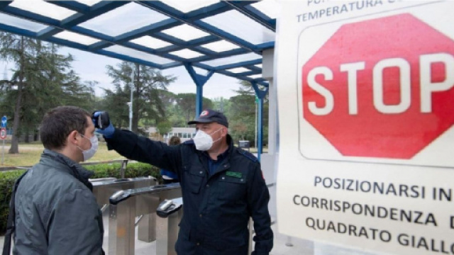 L'Inail detta le regole per ripartire: 'Classi di rischio e nuove regole per i luoghi di lavoro'