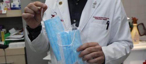 El Gobierno fija el precio m&aacute;ximo de las mascarillas para la prevenci&oacute;n del coronavirus.