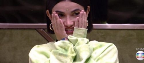 'Orgulho de estar com voc&ecirc;s tr&ecirc;s aqui', diz Manu para Rafa. (Arquivo Blasting News)