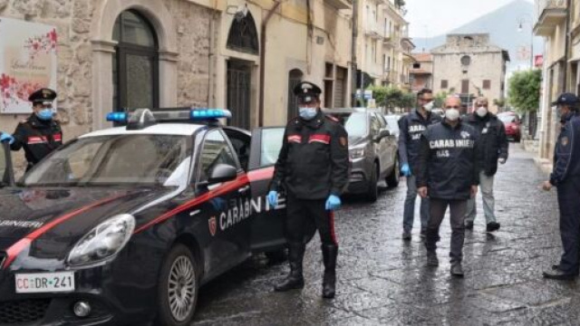 Operazione dei carabinieri dei Nas a Fondi