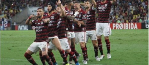 Esta seria a &uacute;nica medida v&aacute;lida para driblar a crise no setor financeiro do clube. (Arquivo/Blasting News)