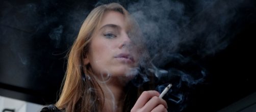 M&eacute;dicos franceses estudian la posible relaci&oacute;n entre nicotina y coronavirus.