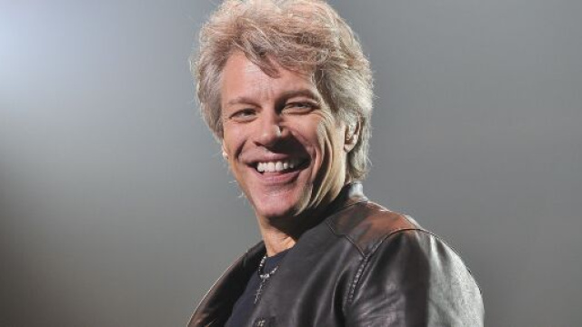 Bon Jovi annulla il suo tour: 'Con i soldi dei biglietti comprateci il cibo e pagateci le bollette'