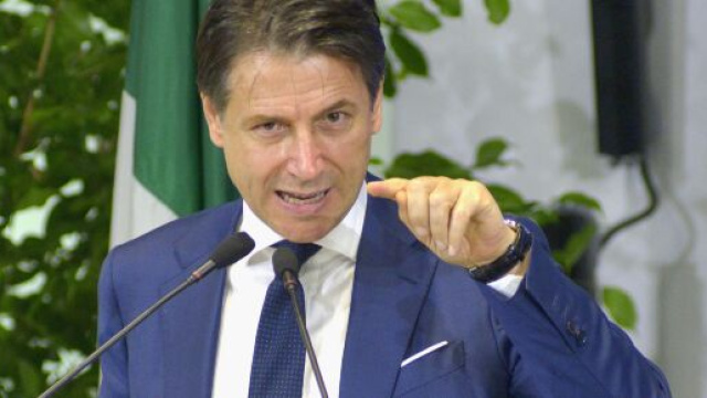 Bonus colf, malattia e licenziamento si aggiungono alle ipotesi Cig e indennit&agrave; 400-800 &euro;.