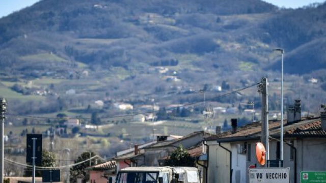 Emessa in Campania ordinanza che d&agrave; via libera a riapertura ad alcuni esercizi commerciali con precise prescrizioni