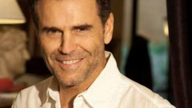 Pino Quartullo replica alla ex Elena Sofia Ricci: &lsquo;Non c&rsquo;&egrave; mai stata una lite per gelosia&rsquo;.