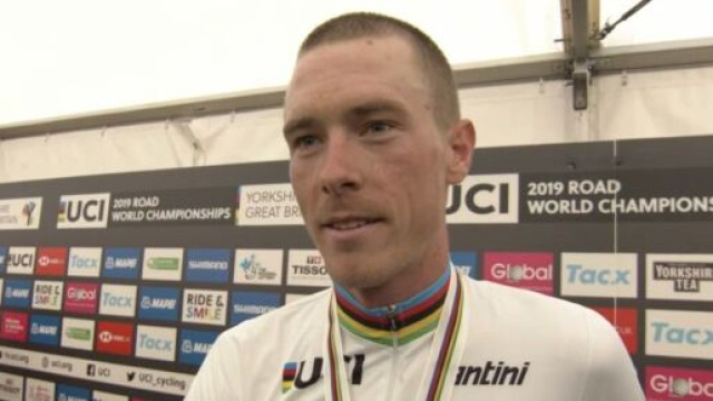 Il Campione del Mondo a cronometro Rohan Dennis.