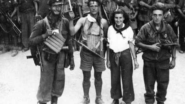 Anche le donne partigiane hanno condotto la Resistenza.