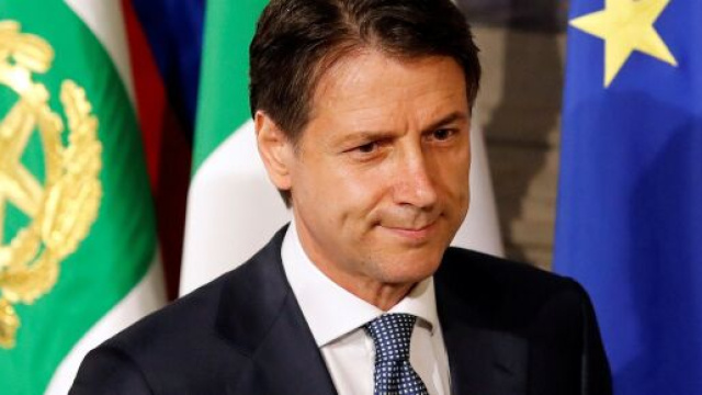 Botta e risposta tra i presidente del Consiglio Giuseppe Conte e la Conferenza Episcopale Italiana