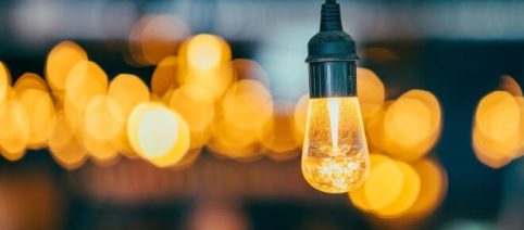 Bollette luce e gas: il calo dei costi di aprile ha generato risparmi nel mercato libero