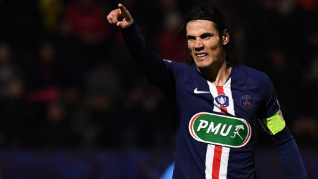 Edinson Cavani si offre all'Inter