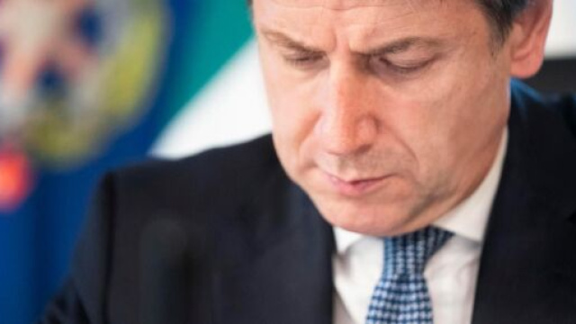 Giuseppe Conte annuncia i dettagli della Fase 2.