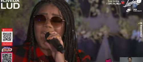 Live de Ludmilla foi puro sucesso, apesar dos contratempos. (Reprodu&ccedil;&atilde;o/Youtube)