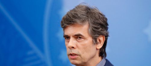 Nelson Teich sofre press&atilde;o de parlamentares para explicitar seus planos de combate &agrave; covid-19. (Arquivo Blasting News)