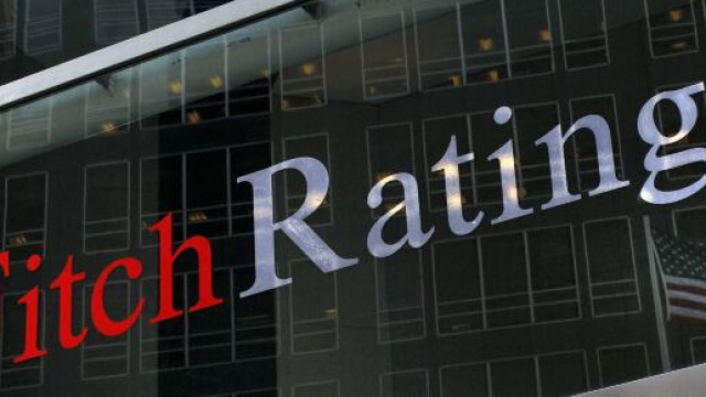 Fitch declassa il debito italiano al livello BBB-