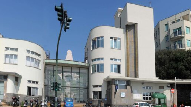 Genova: studentessa muore per polmonite fulminante, ma il tampone al Covid-19 &egrave; negativo