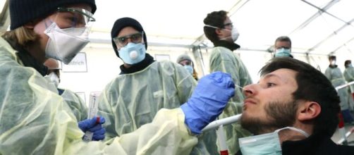 El nuevo coronavirus se multiplica 1.000 veces m&aacute;s en la garganta que el virus del SARS