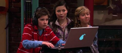 Famosos de "Icarly" nos dias atuais. (Reprodu&ccedil;&atilde;o/Nickelodeon)