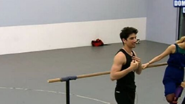 Amici 19, Javier interessato alla ballerina Virginia: 'Devo ocmbinarci qualcosa'