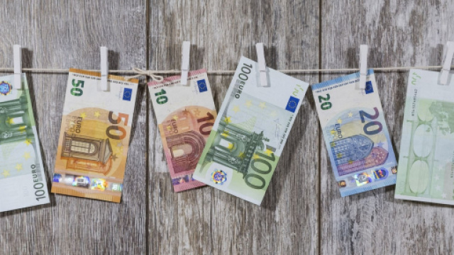 Bollette luce e gas, consigli per abbassare i costi in bolletta