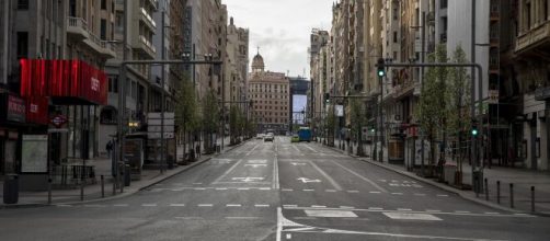 El Gobierno retrasa al 26 de abril la vuelta a la normalidad, tras el "Estado de Alarma" en Espa&ntilde;a.