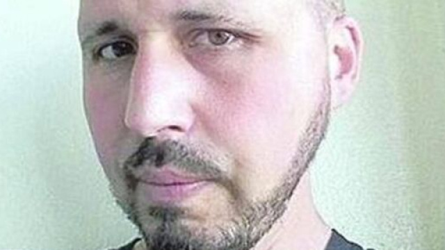 Alessio trovato morto in casa: aveva 43 anni.