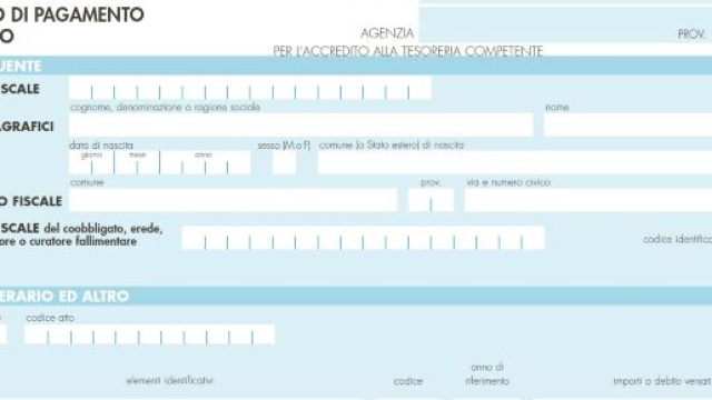 Pubblicata la procedura di recupero per i datori di lavoro che erogano il bonus di 100 euro ai dipendenti. Avverr&agrave; a mezzo F24.