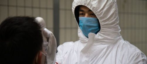 China se&ntilde;ala que el coronavirus se transmite antes de que haya ... - univision.com