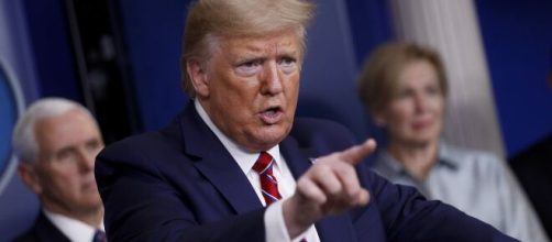 Coronav&iacute;rus: Donald Trump diz que n&atilde;o quer ' outros' conseguindo m&aacute;scaras, pois os EUA precisam delas (Arquivo Blasting News)