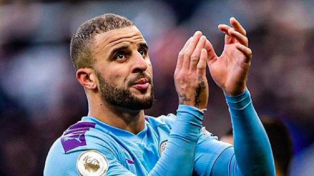 Kyle Walker a invit&eacute; deux prostitu&eacute;s chez lui alors qu'il devait rester en confinement. Credit : Instagram/kylewalker2