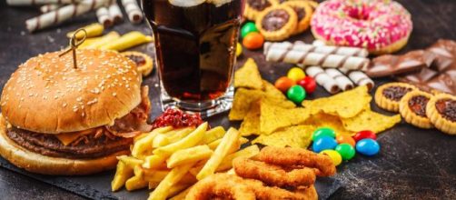 Comida de fast food &eacute; comprovadamente de menor qualidade. (Arquivo Blasting News)