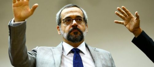 Embaixada chinesa aponta 'cunho racista' em fala de Weintraub. (Arquivo Blasting News)