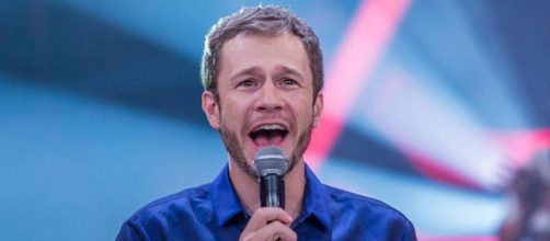 O apresentador do "Big Brother Brasil" &eacute; geminiano. (Reprodu&ccedil;&atilde;o/TV Globo)