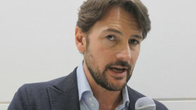 Roberto Farnesi spiega il motivo del successo della soap.