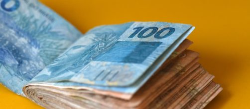 Aux&iacute;lio emergencial de R$ 600 come&ccedil;a a ser pago na quinta-feira (9). (Arquivo Blasting News)