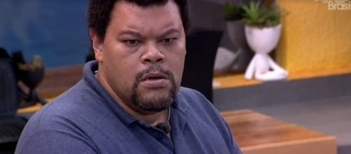 Gizelly e Babu discutem durante jogo da disc&oacute;rdia. ( Reprodu&ccedil;&atilde;o/TV Globo )