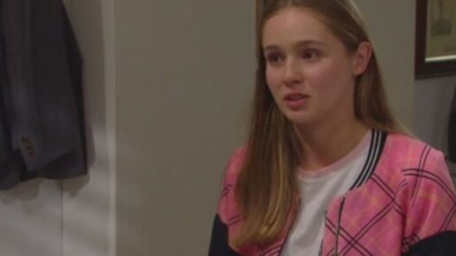Tempesta d'amore, spoiler al 17 aprile: Valentina chiede a Fabi&egrave;n di vivere insieme