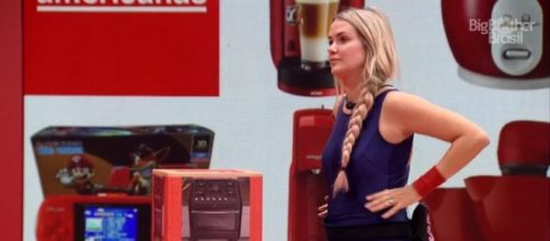 Marcela durante a prova do anjo. (Reprodu&ccedil;&atilde;o/TV Globo)