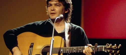 Morre John Prine nesta ter&ccedil;a-feira (7), com 73 anos de idade. (Arquivo Blasting News)