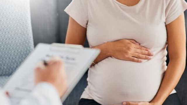 Donna incinta muore per Covid19: salvo il bimbo