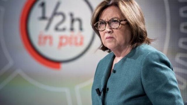 Lucia Annunziata ricoverata allo Spallanzani: presenta febbre e difficolt&agrave; respiratorie.